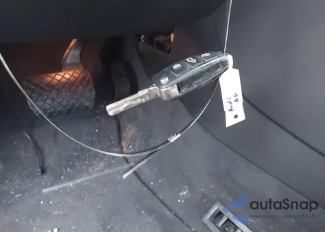 2007 Audi A4 2.0T z USA, uszkodzony, nr VIN WAUDF48H27K033143